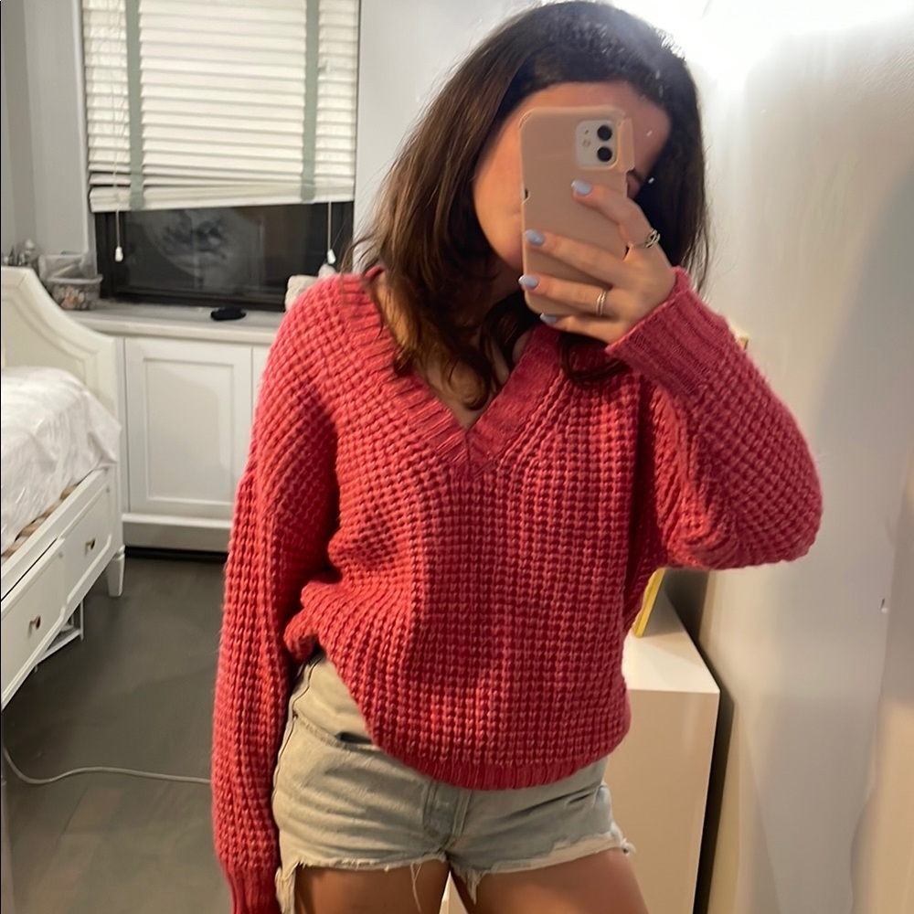 American Eagle Outfitters Pink V-Neck Sweater